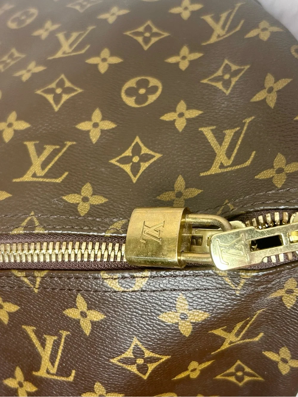 Louis Vuitton Keepall Bandoulière 55 Monogram Travel Duffel Bag Unisex